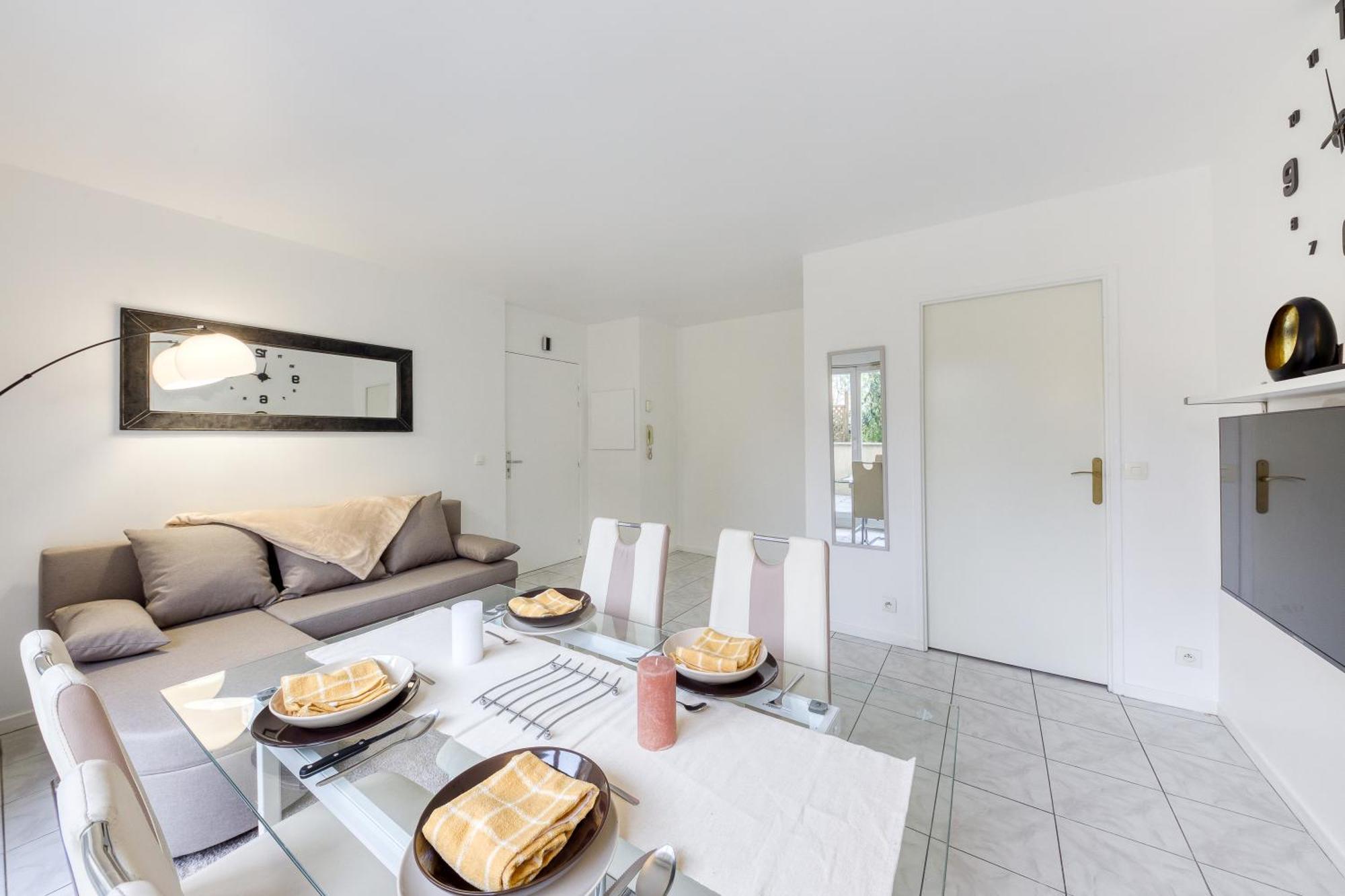 Appartement F2 Haut De Montreuil Montreuil  Exterior photo